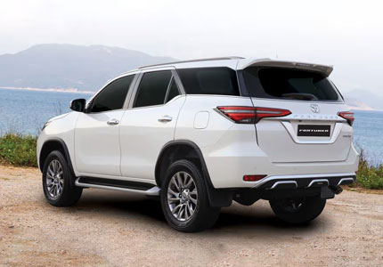 Toyota Fortuner Car