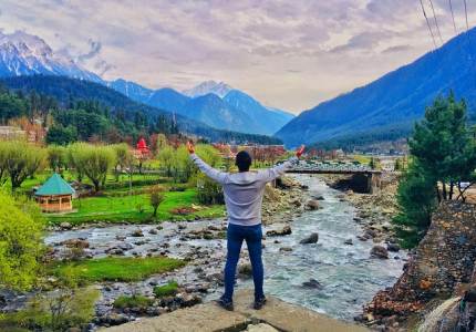 Amritsar to Kashmir Valley Explorer